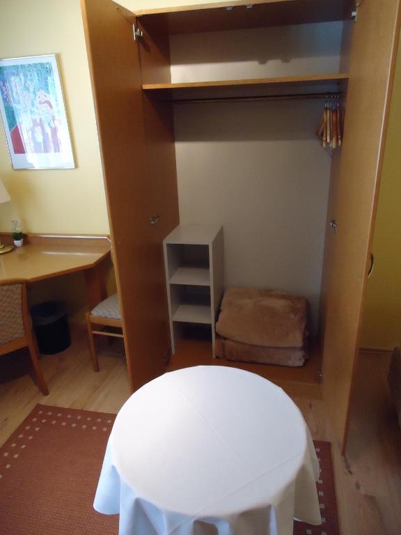 Hotel Ottersleben Magdeburg Bilik gambar